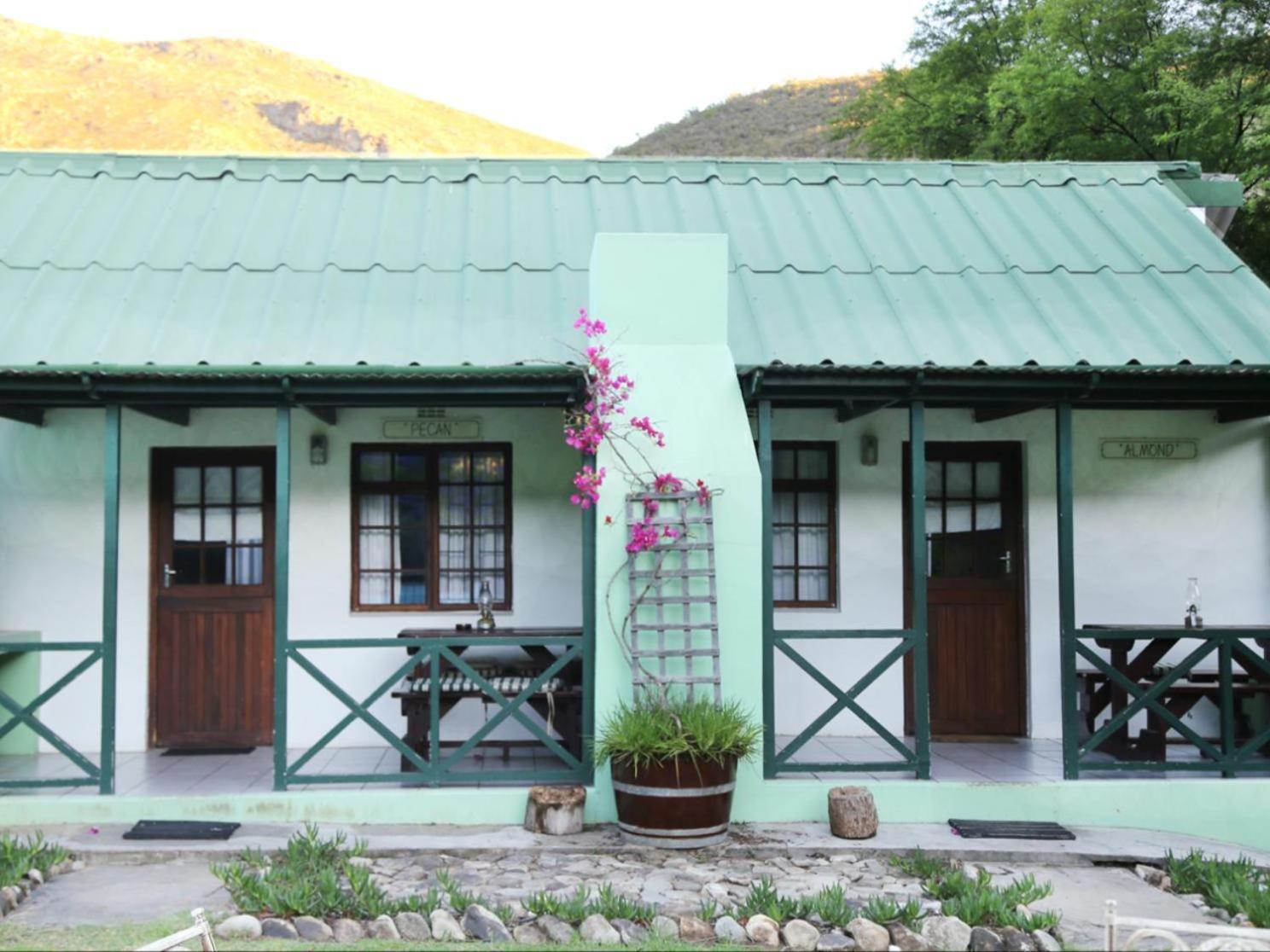 Rainbow Glen Self Catering Chalets Montagu Room photo
